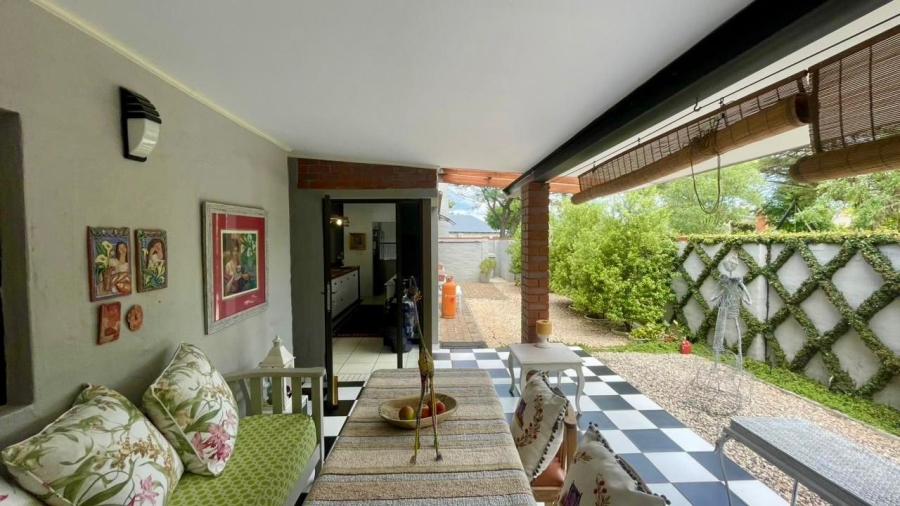 2 Bedroom Property for Sale in Waterval East North West